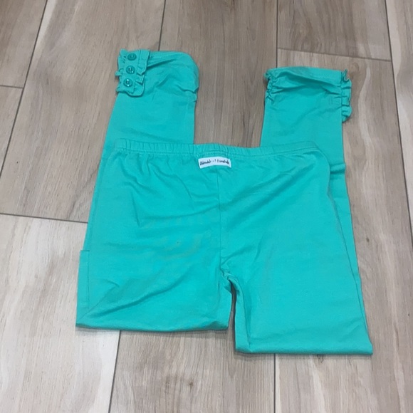 EUC Girls Adorable Essentials Ruffle Leggings Size 12 Solid Green Teen Tween - Picture 7 of 8